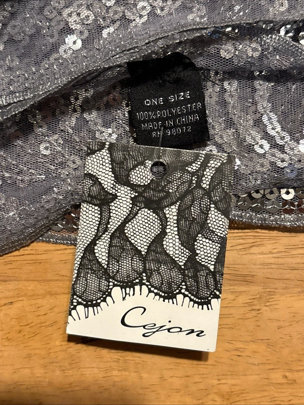 NWT Cejon Silver Scallop Sequin Wrap